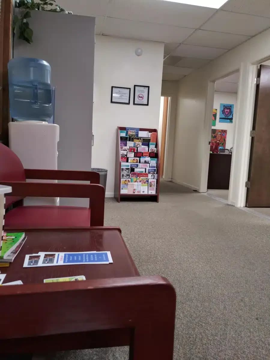 Abilene Betty Hardwick - Thumbnail 4