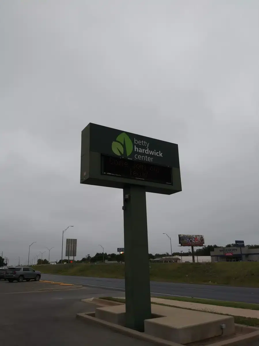 Abilene Betty Hardwick - Thumbnail 5