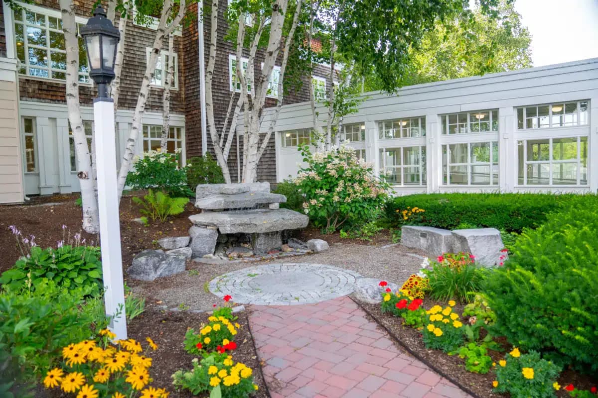 Acadia Hospital - Thumbnail 3