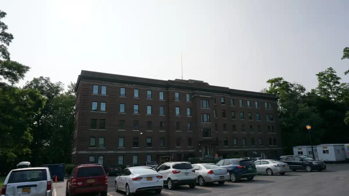 Addictions Crisis Center - Thumbnail 2