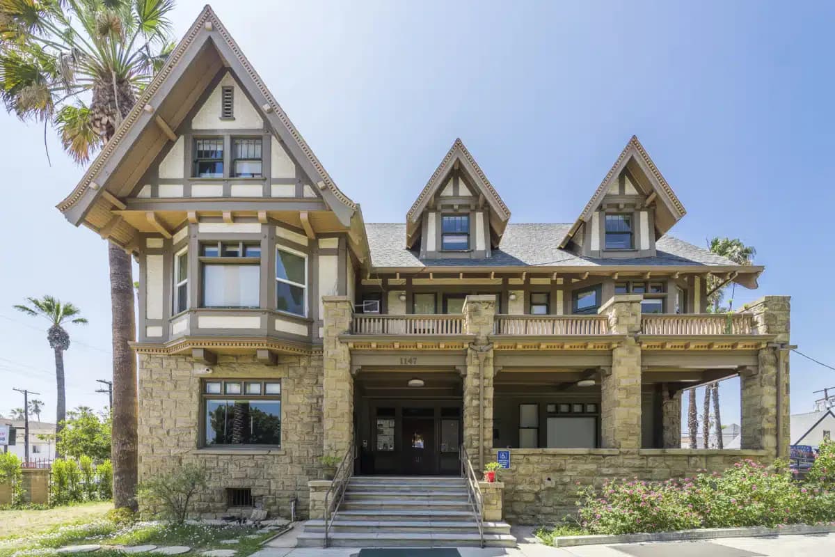 Alcoholism Center for Women - Thumbnail 6