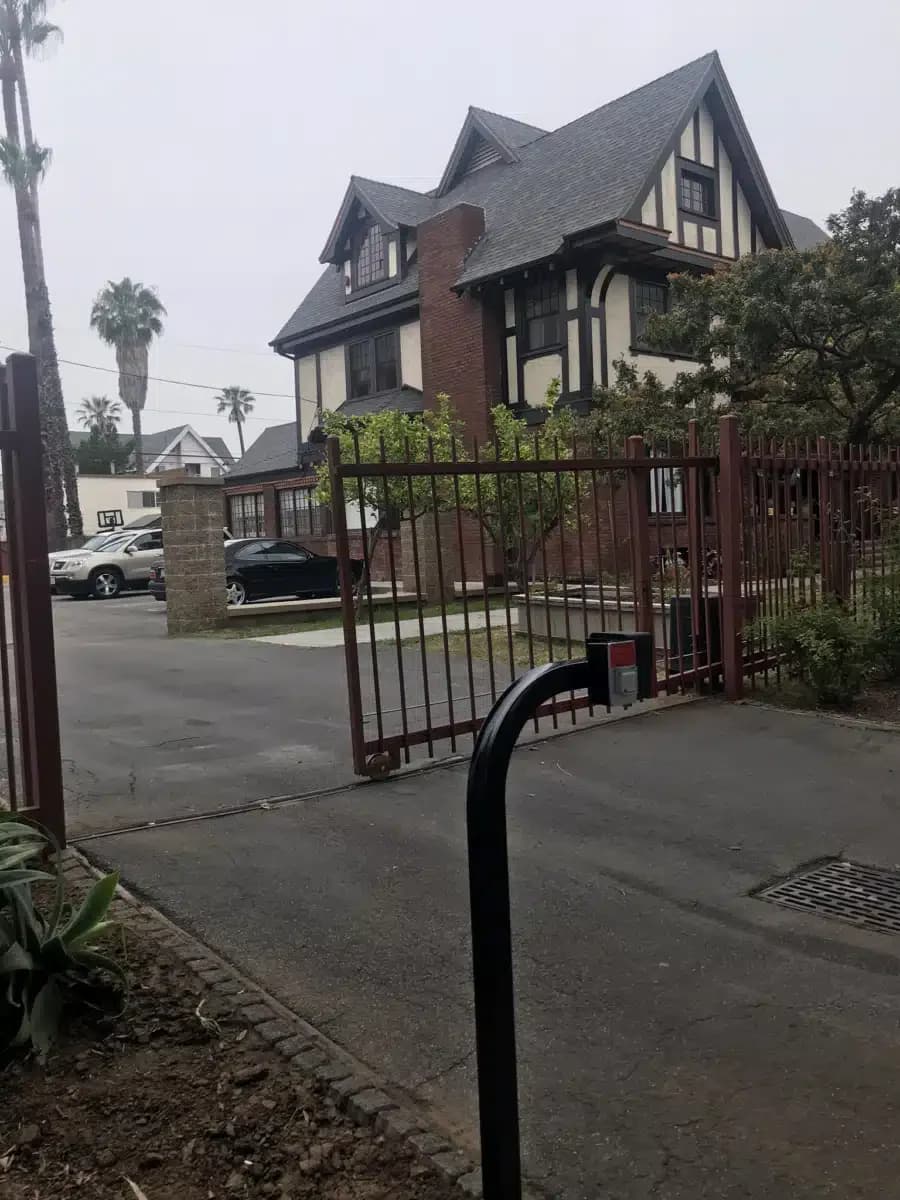 Alcoholism Center for Women - Thumbnail 9