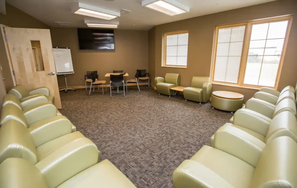 Aurora Village - Thumbnail 10