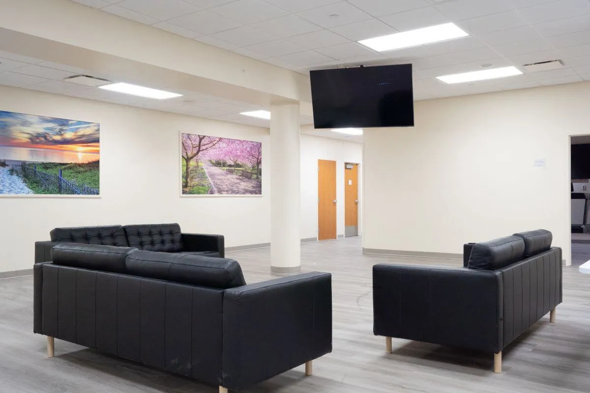 Avenues Recovery Center at - Thumbnail 2
