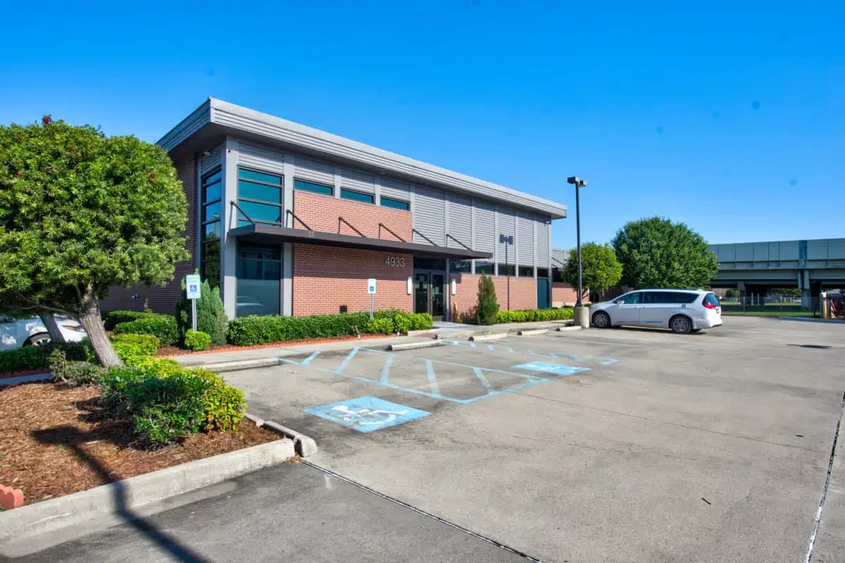 Avenues Recovery Center at New Orleans - Thumbnail 2