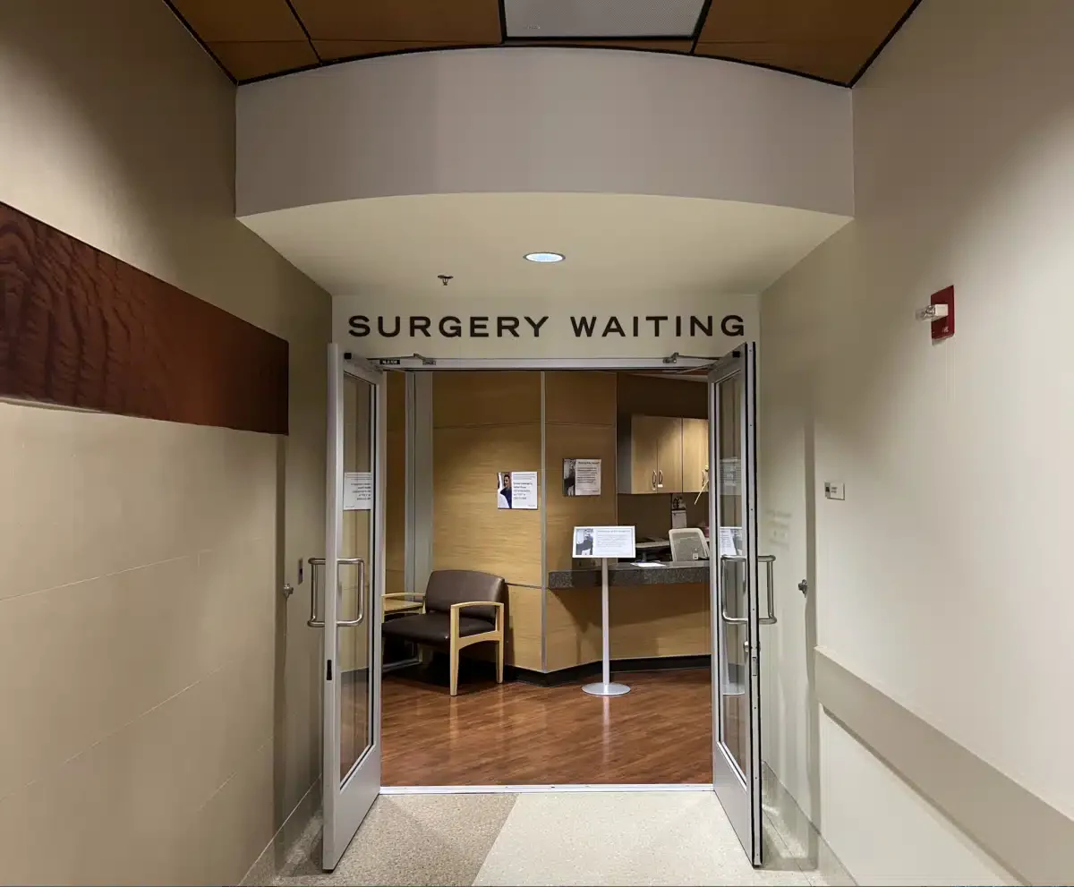 Banner Thunderbird Medical Center - Thumbnail 2