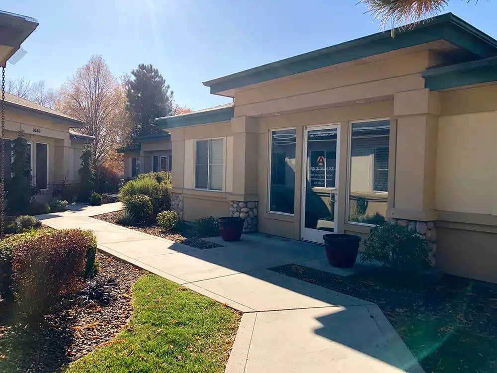 Brick House Recovery - Thumbnail 8