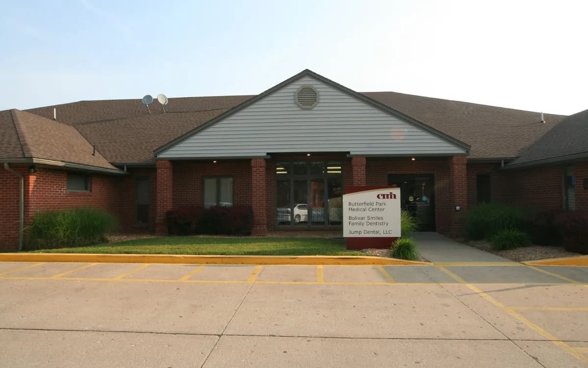 Butterfield Park Medical Center - Thumbnail 2