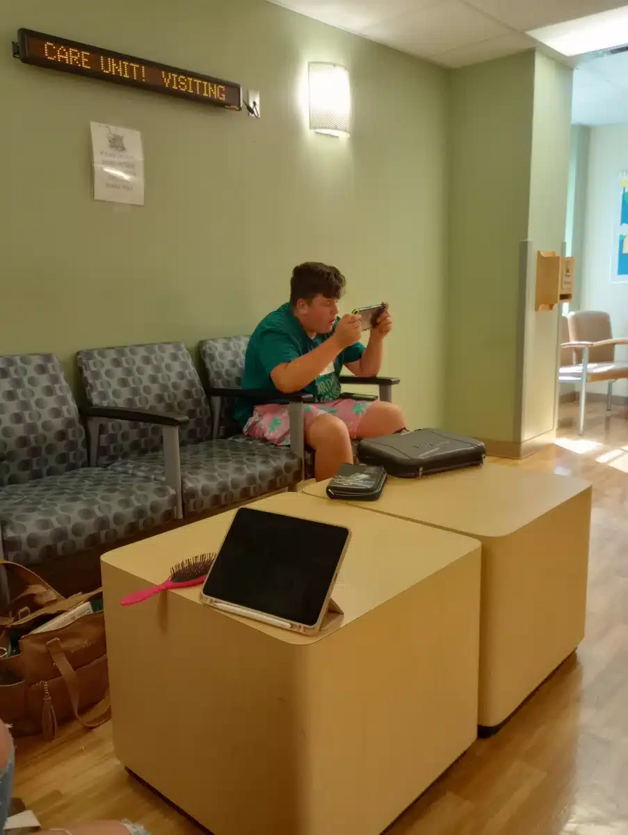 Charleston Area Medical Center - Thumbnail 9