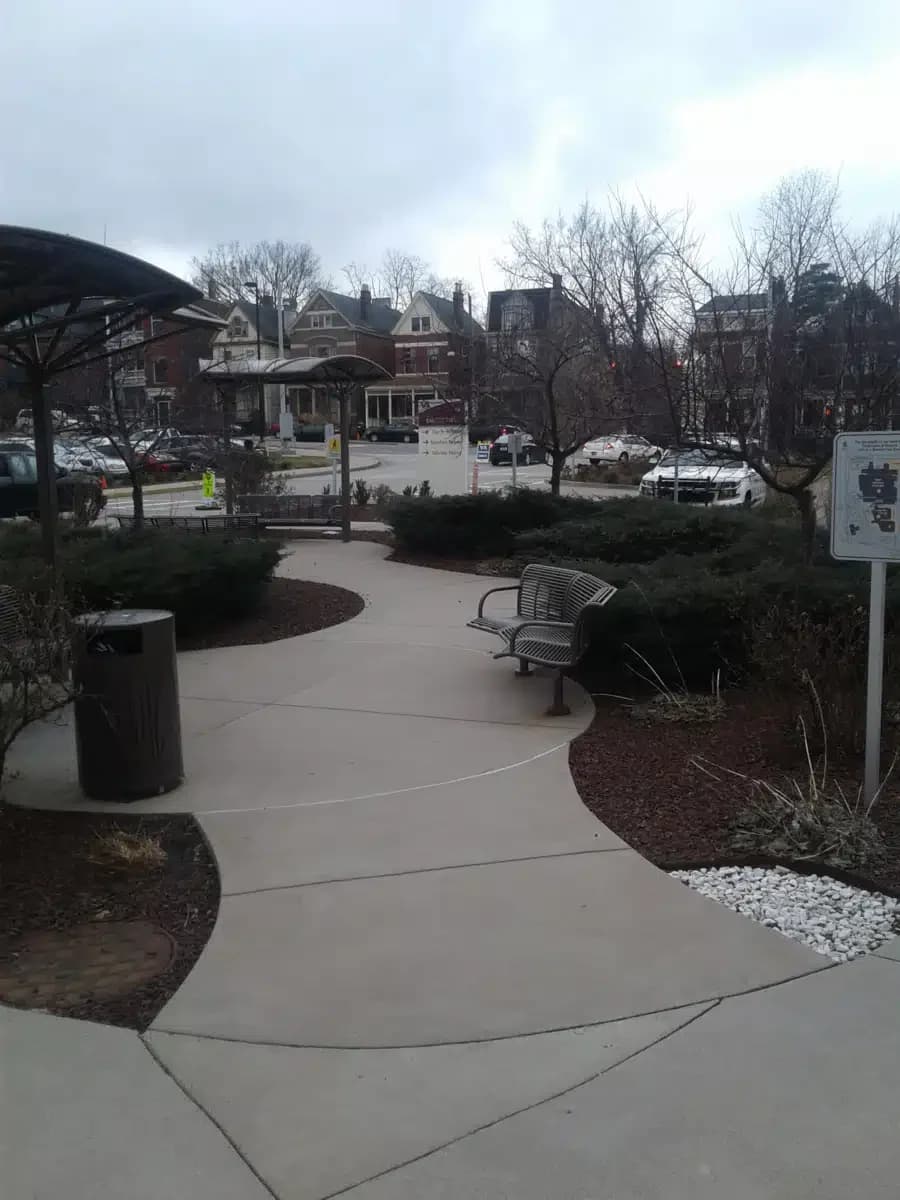 Cincinnati VA Medical Center - Thumbnail 4