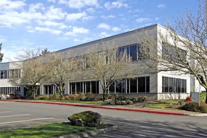Clackamas Health Center - Thumbnail 2