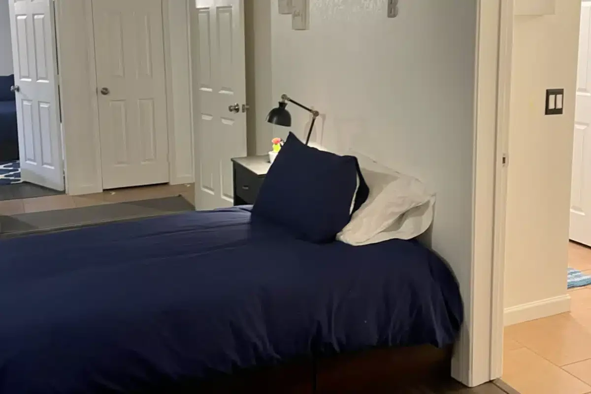 Coachella Valley Recovery Ctr - Thumbnail 4