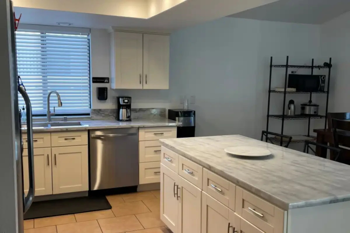 Coachella Valley Recovery Ctr - Thumbnail 6