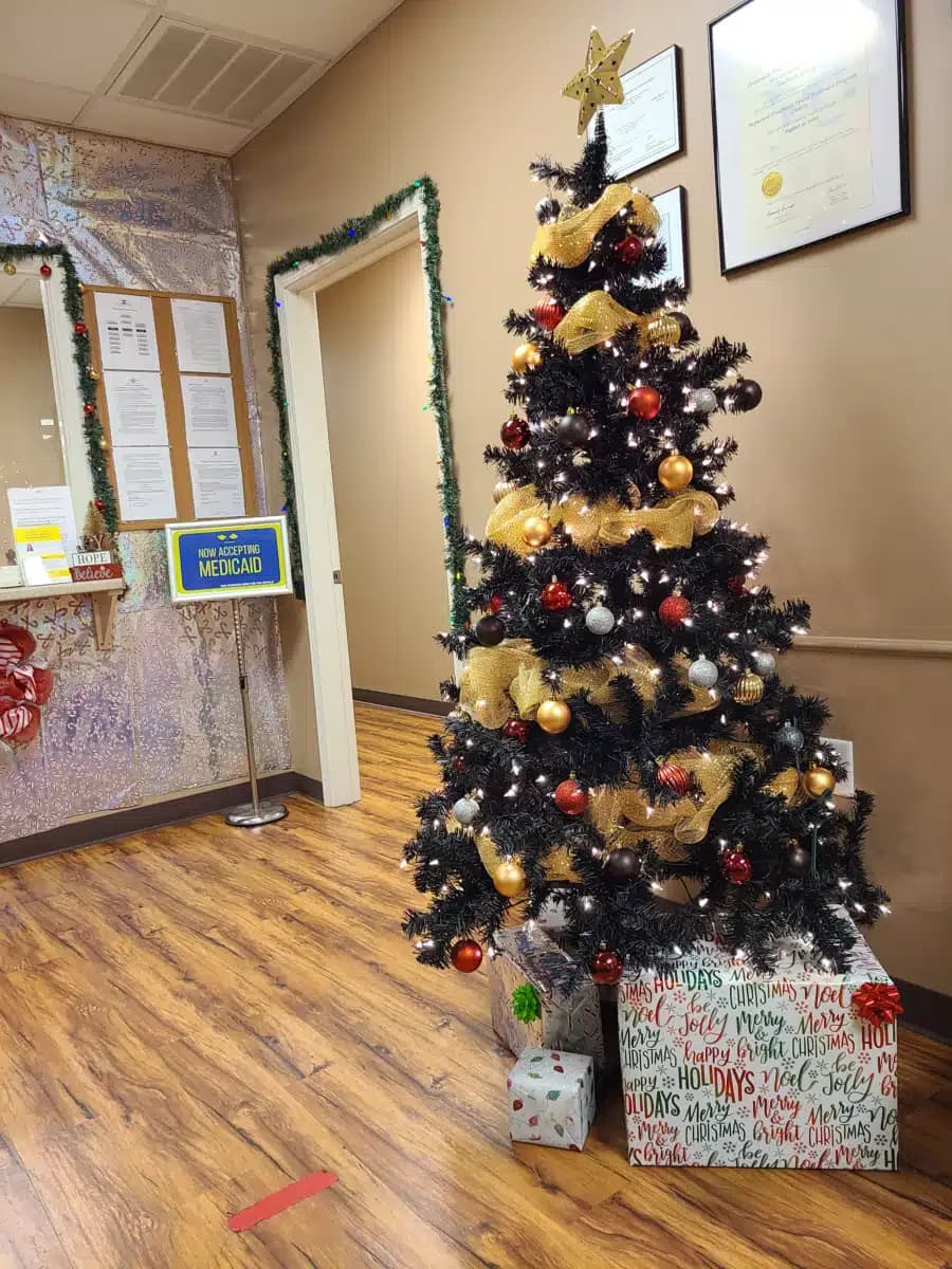 Crossroads Treatment Center - Thumbnail 8