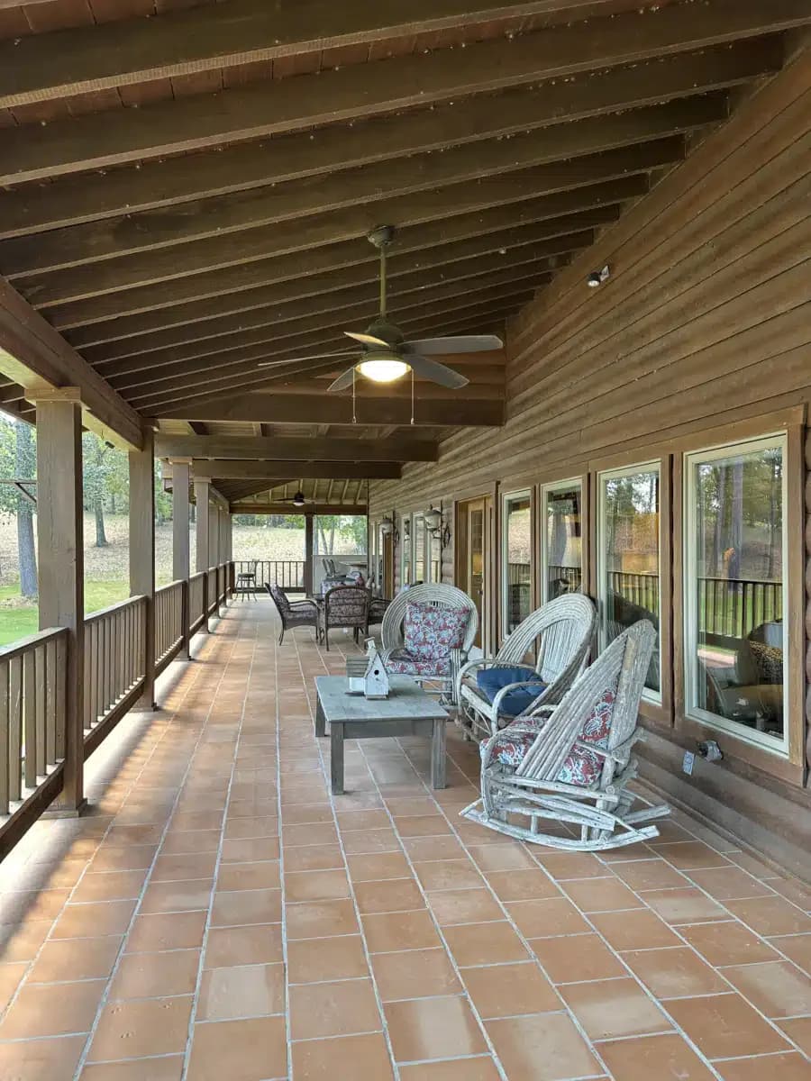 Cypress Lakes Lodge - Thumbnail 9