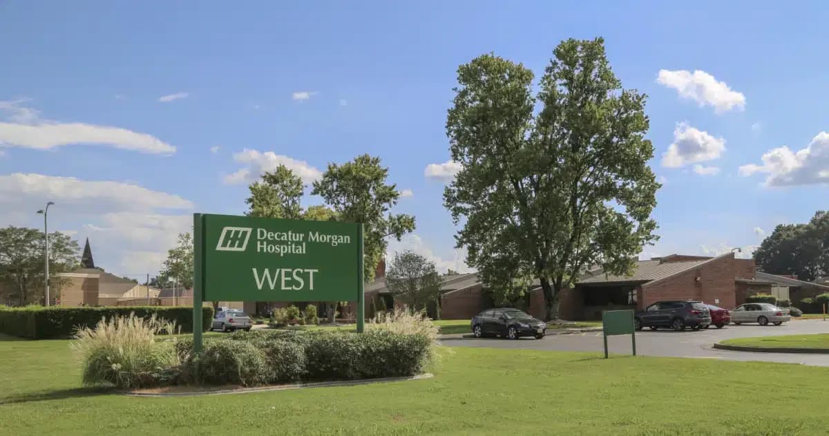 Decatur Morgan Hospital - Thumbnail 2
