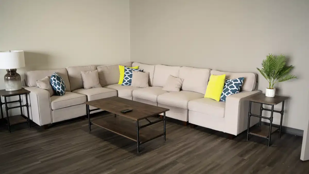 Evolve Indy LLC - Thumbnail 4