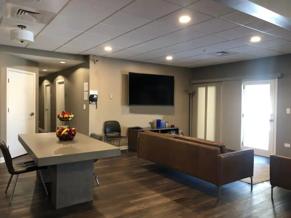 Footprints Recovery IL - Thumbnail 7