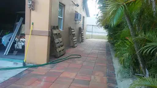 Frankies Place Csl and Prev Services - Thumbnail 4