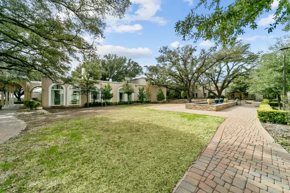 Greenhouse Treatment Center - Thumbnail 10