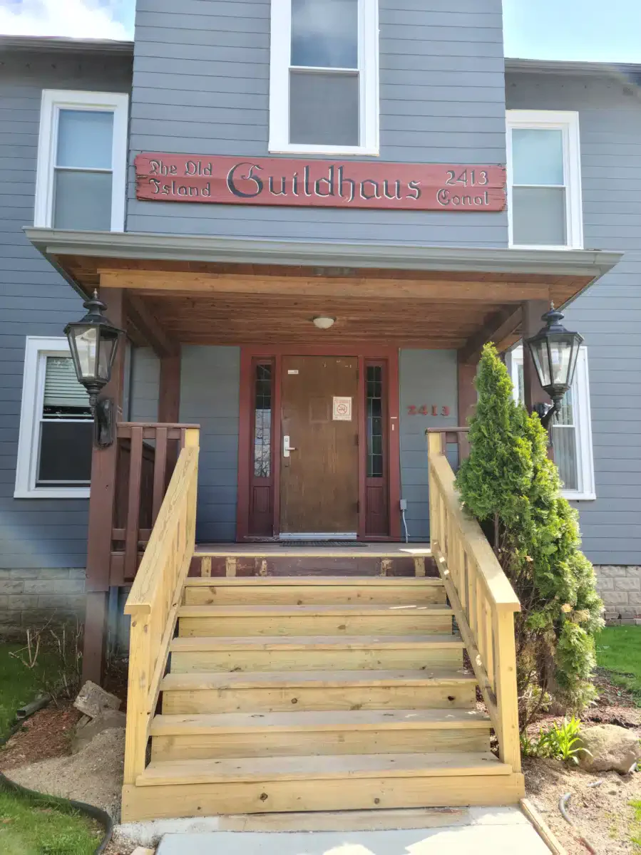 Guildhaus Halfway House - Thumbnail 2