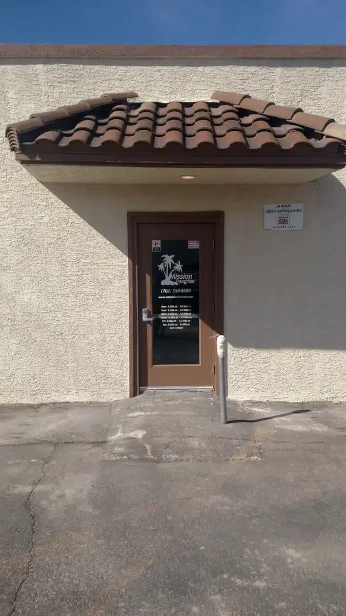 Henderson Comprehensive Treatment Ctr - Thumbnail 10