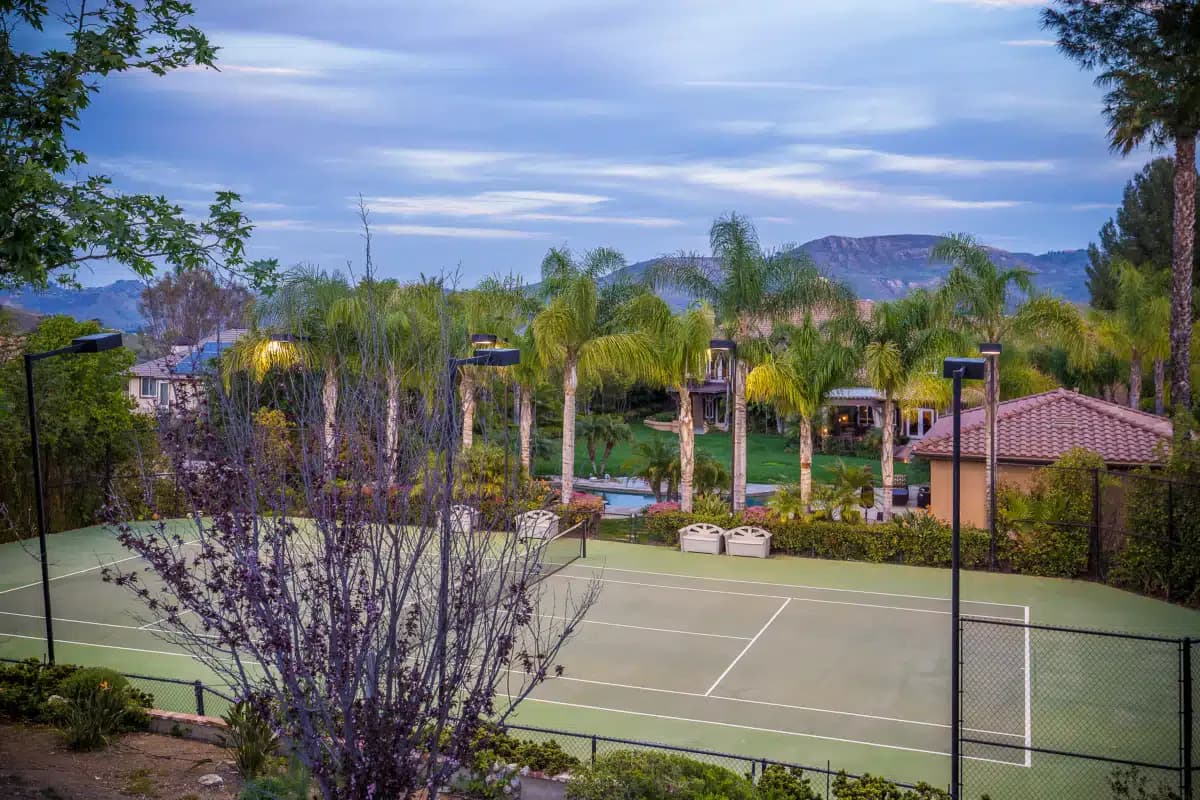 Hillcrest Adolescent Treatment Center - Thumbnail 3