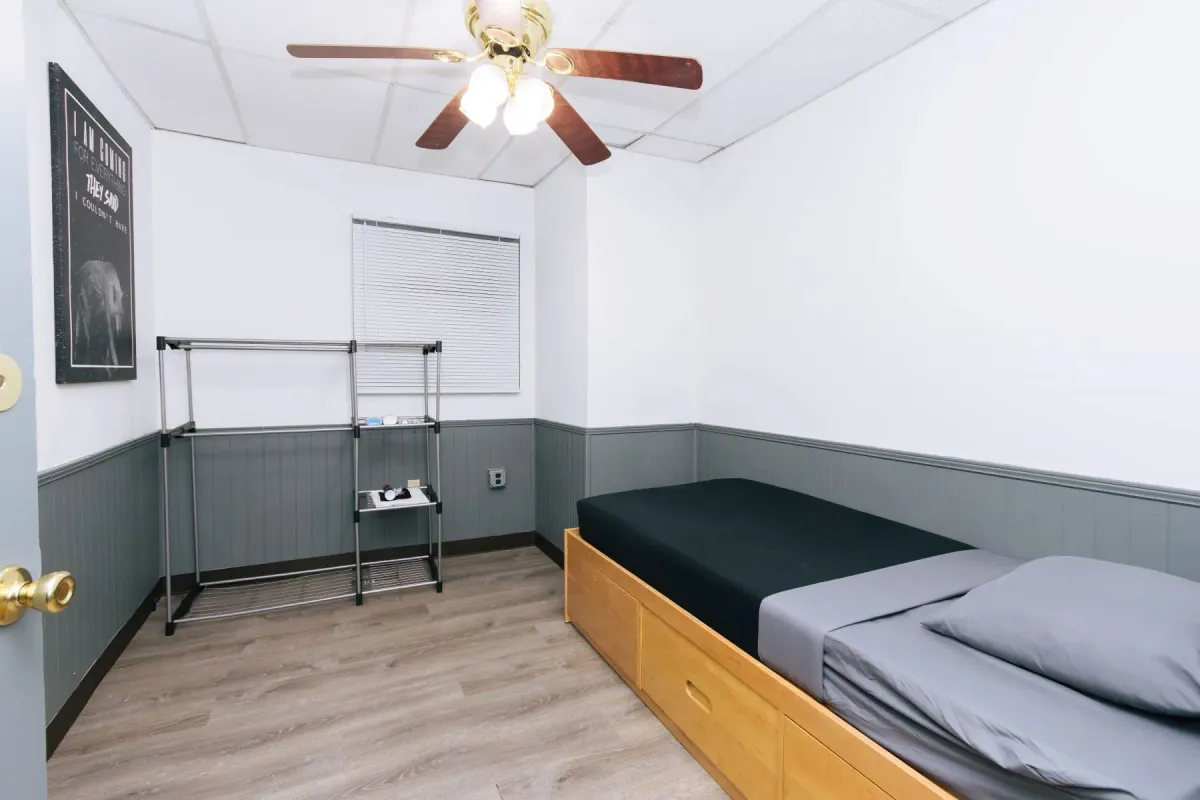 Huntington Addiction Wellness Center - Thumbnail 2