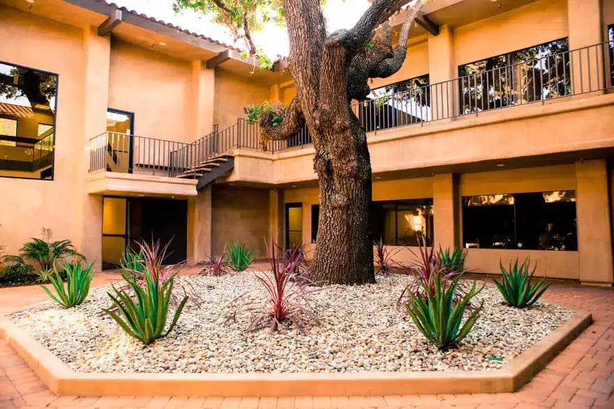 Inspire Malibu - Thumbnail 5