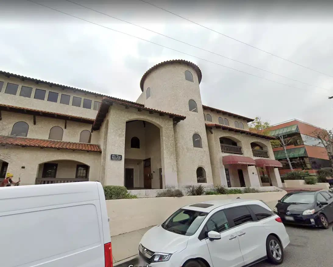 Iris Healing Center - Thumbnail 6