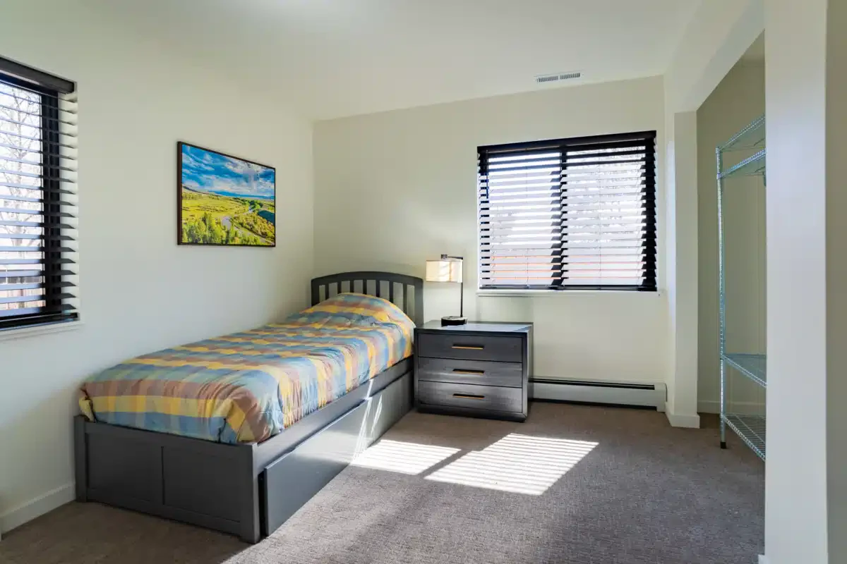 Jaywalker Lodge Inc - Thumbnail 3