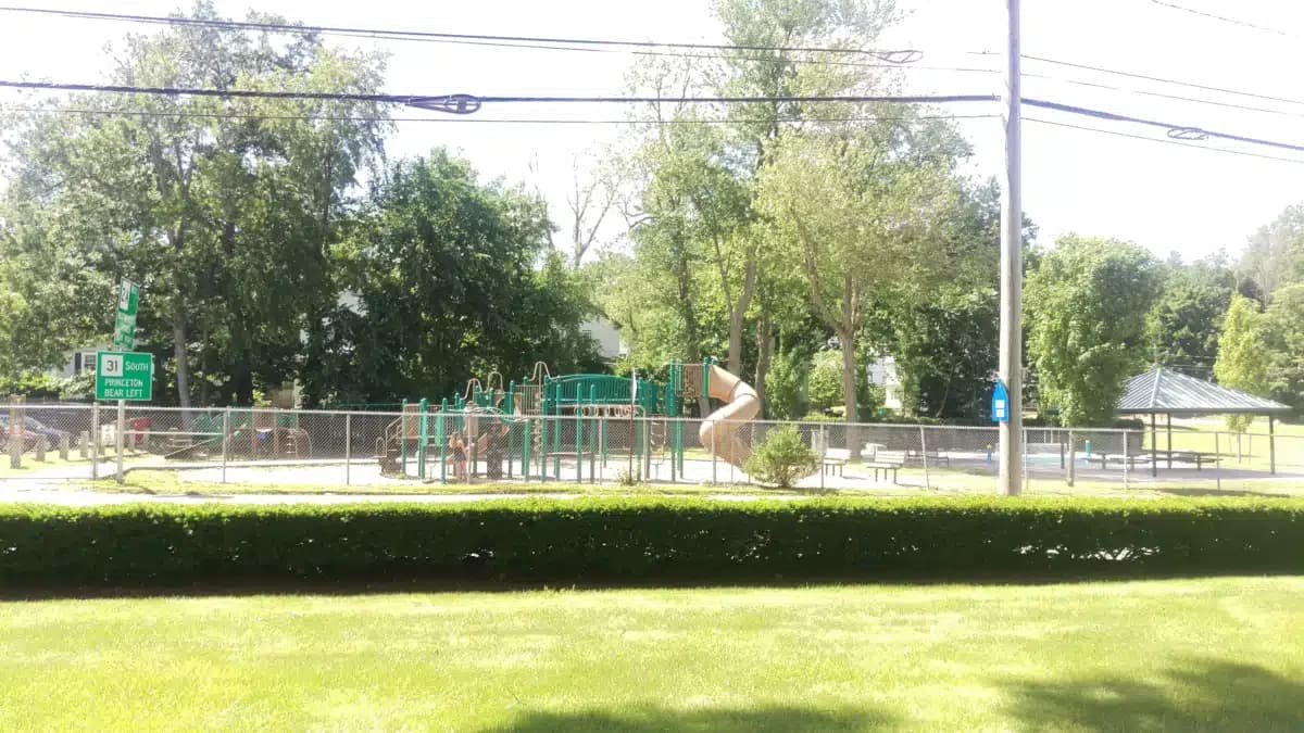 LUK Inc - Thumbnail 5