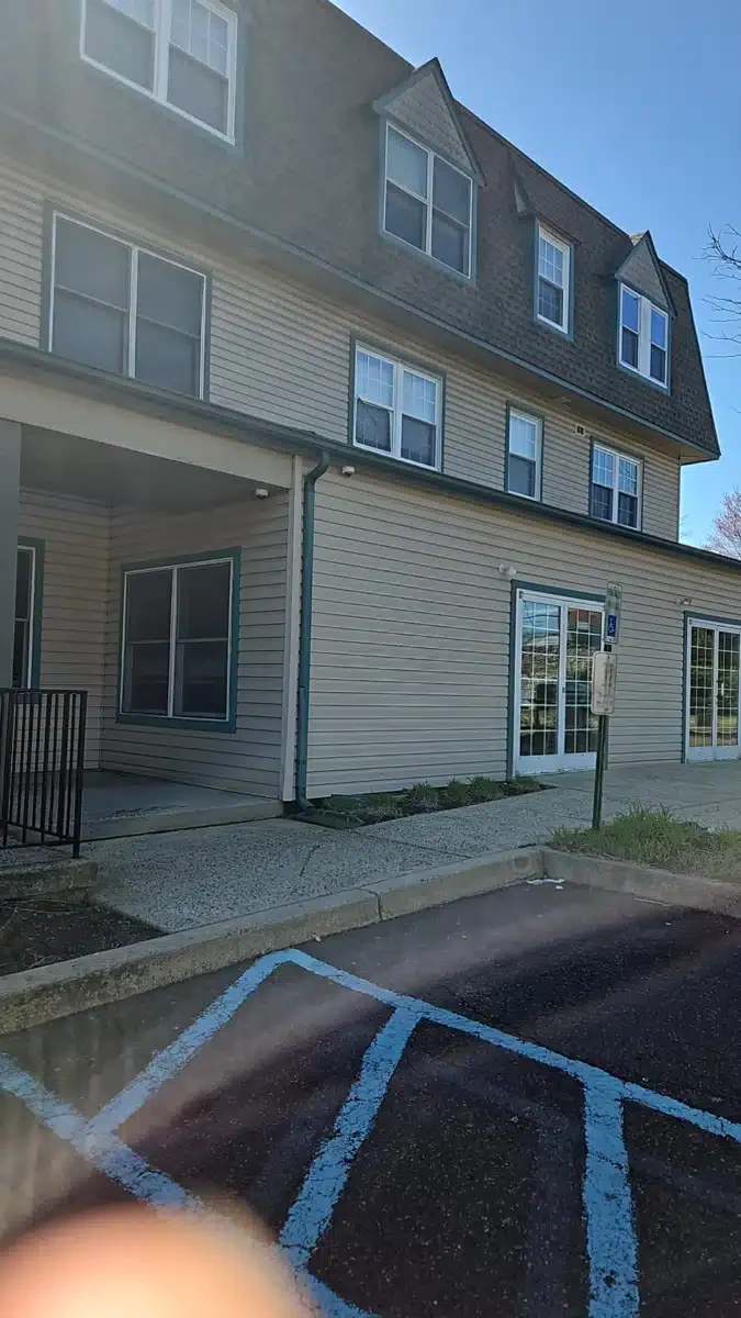 Libertae Inc - Thumbnail 3