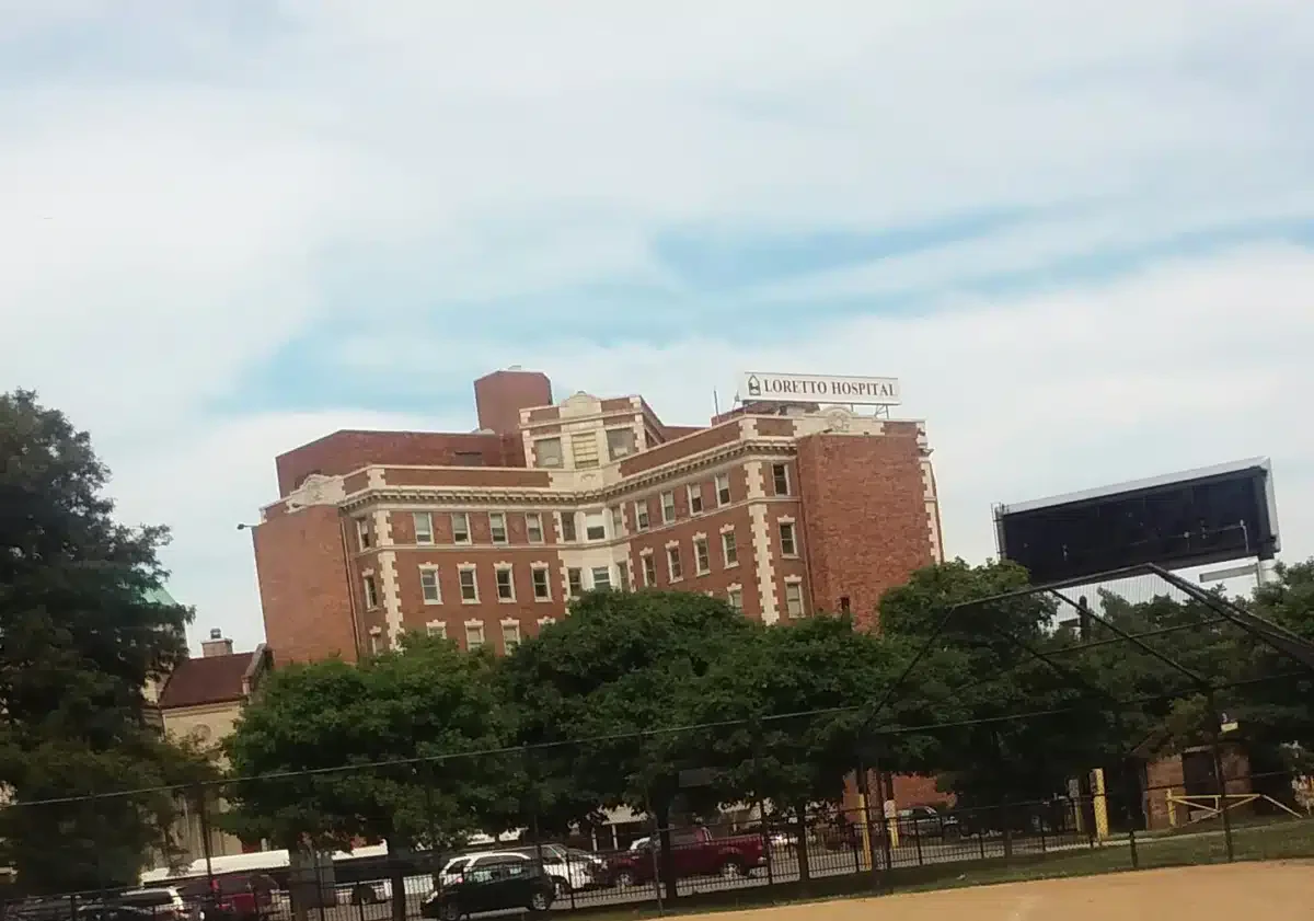 Loretto Hospital - Thumbnail 4