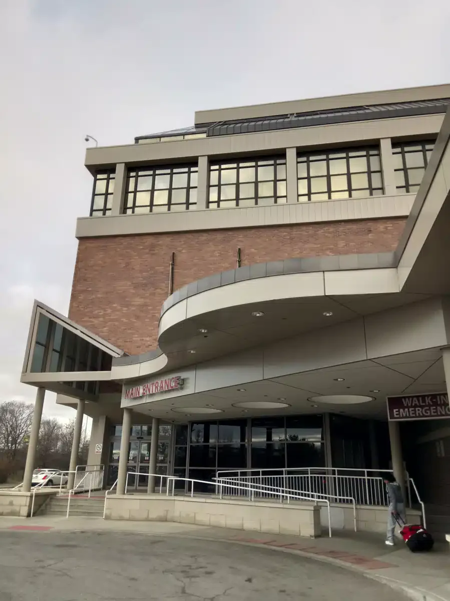 Loretto Hospital - Thumbnail 5