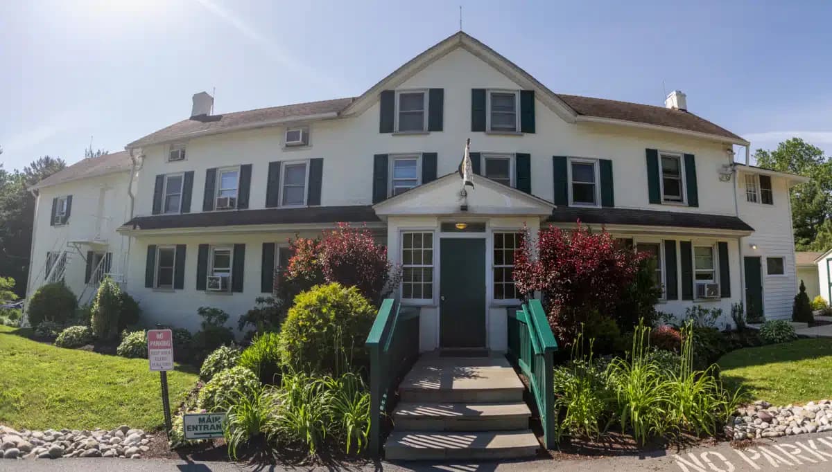 Malvern Treatment Center - Thumbnail 2