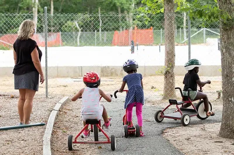 Marthas Vineyard Community Servs - Thumbnail 2