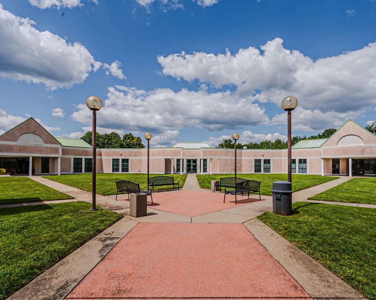 MeadowWood Behavioral Health Hospital