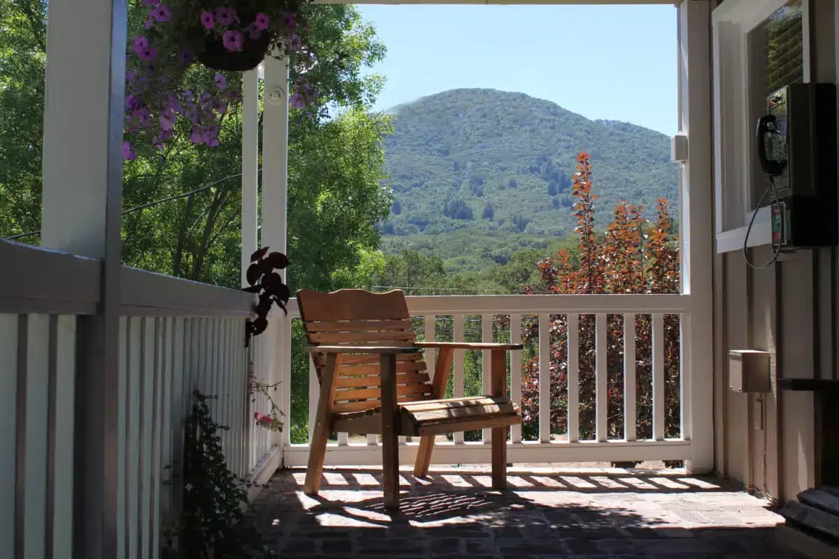 Mountain Vista Farm - Thumbnail 3