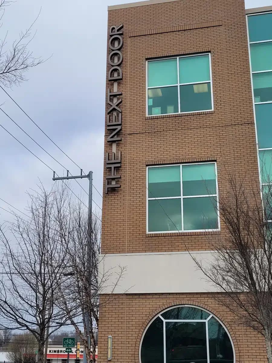 Next Door Inc - Thumbnail 9