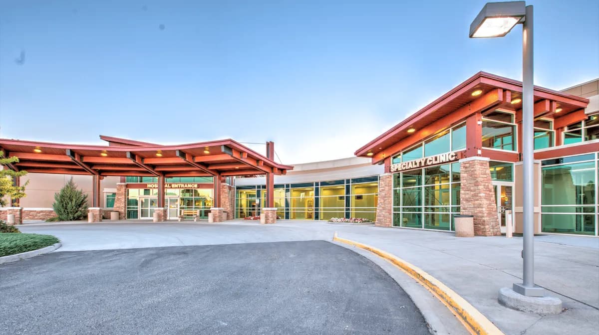 North Canyon Medical Center - Thumbnail 3