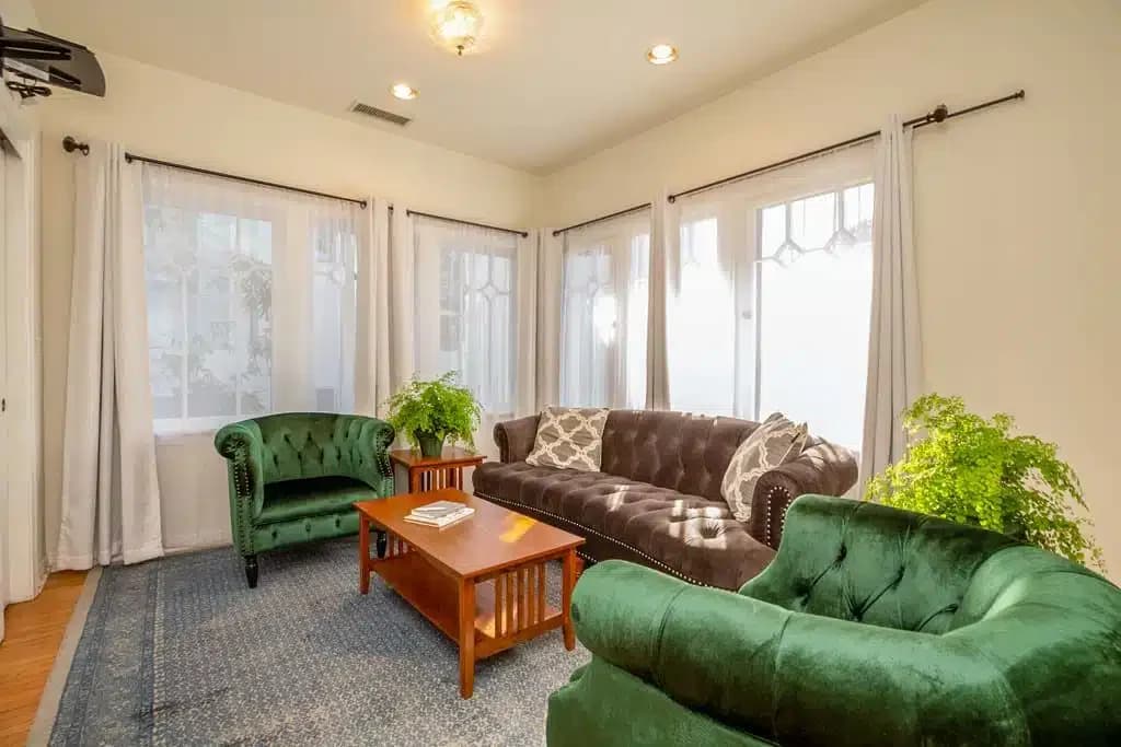 Oro House - Thumbnail 4