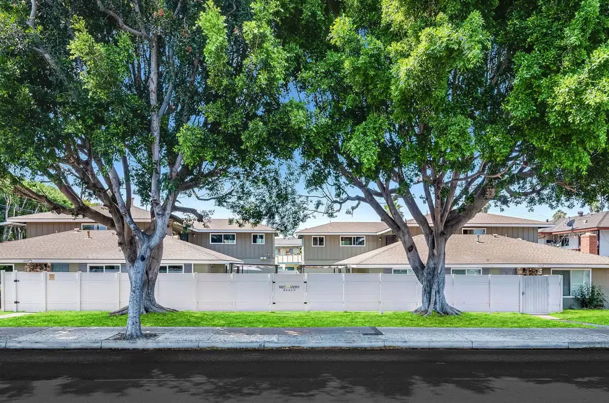 Recovery Beach - Thumbnail 7