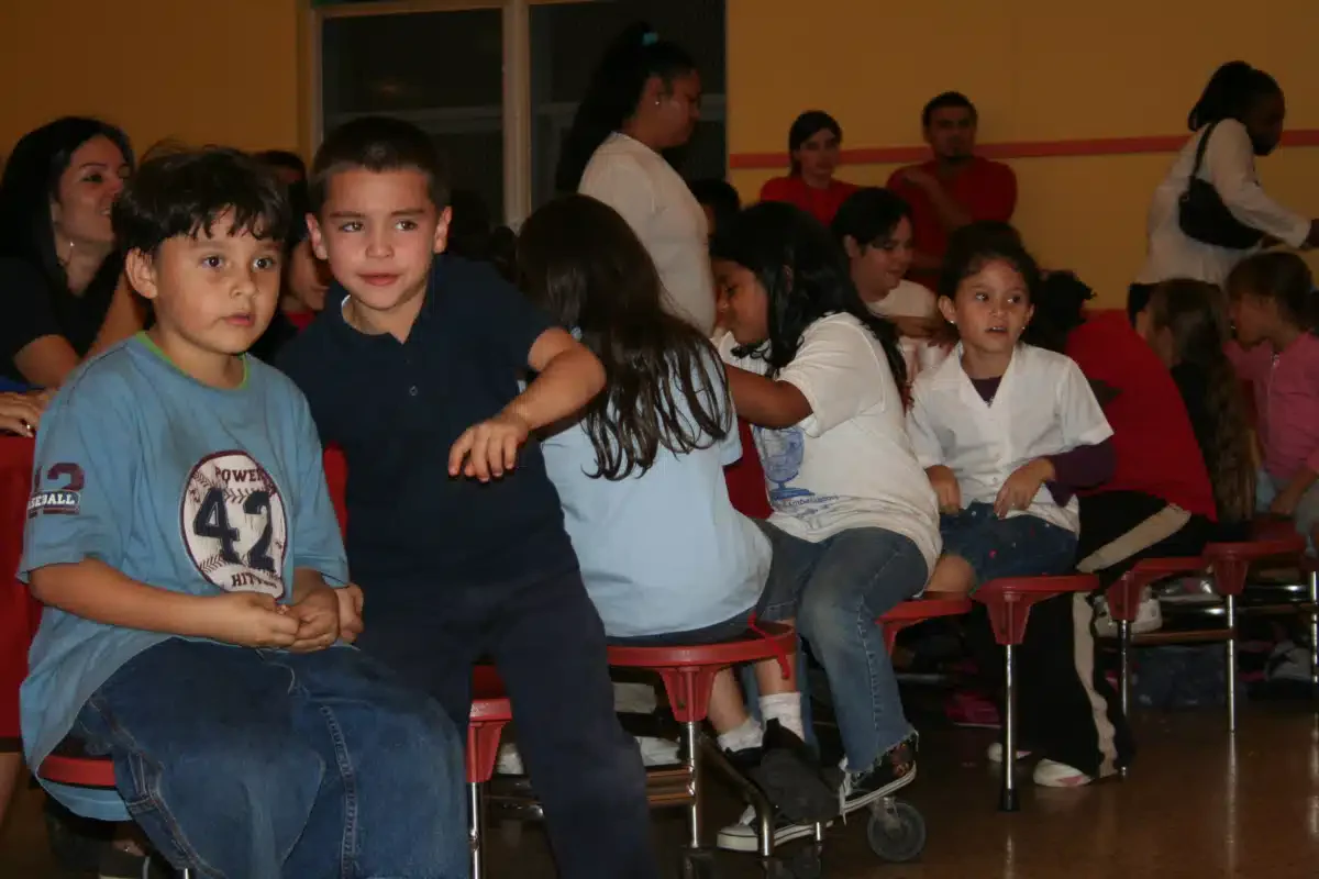 Regis House - Thumbnail 2