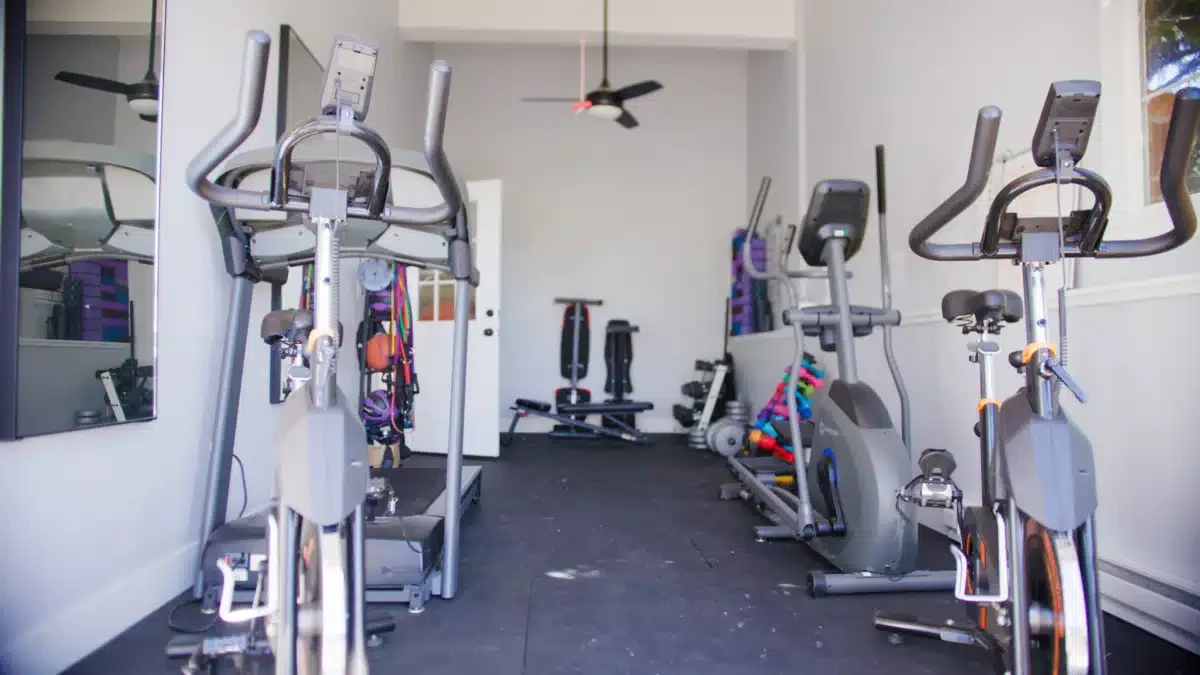 Rose House - Thumbnail 6