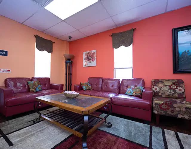 Royal Life Centers - Thumbnail 9