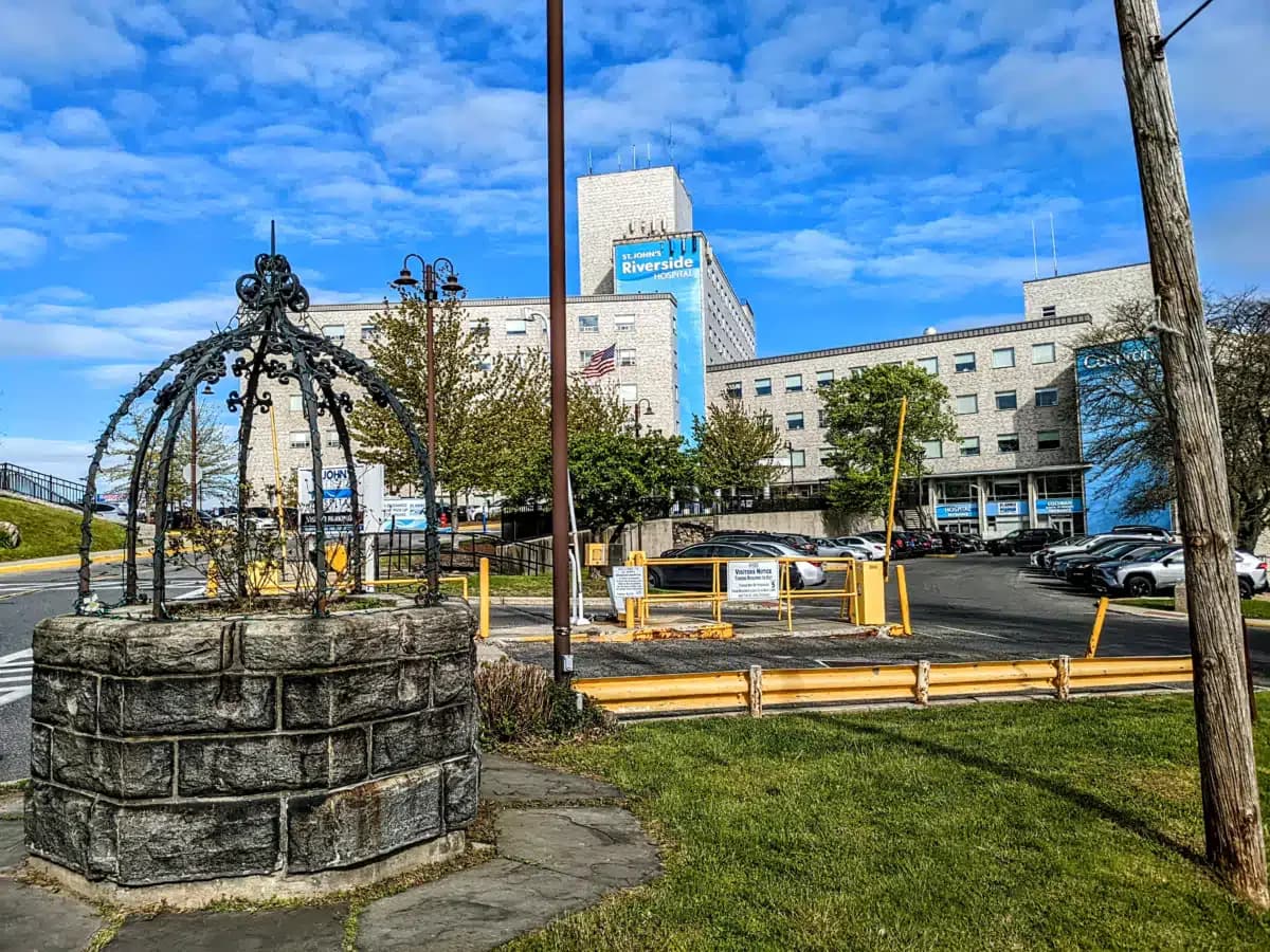 Saint Johns Riverside Hospital - Thumbnail 10