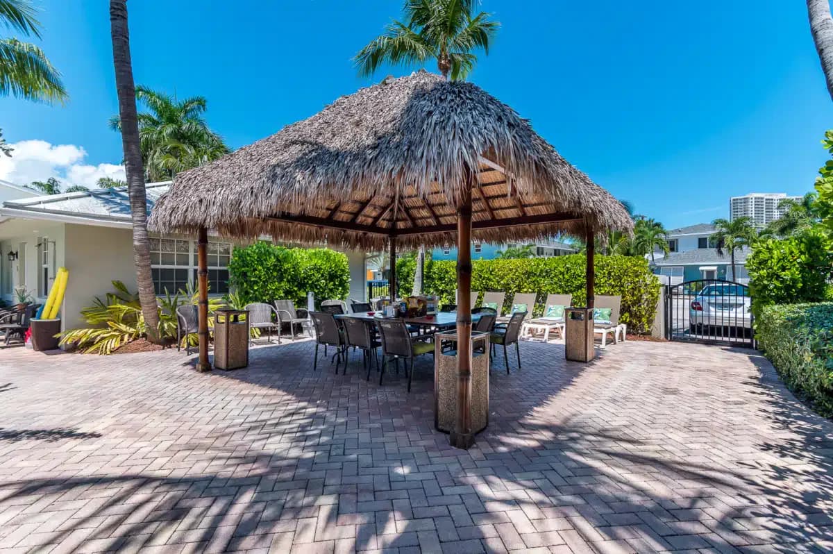 Seaside Palm Beach - Thumbnail 5