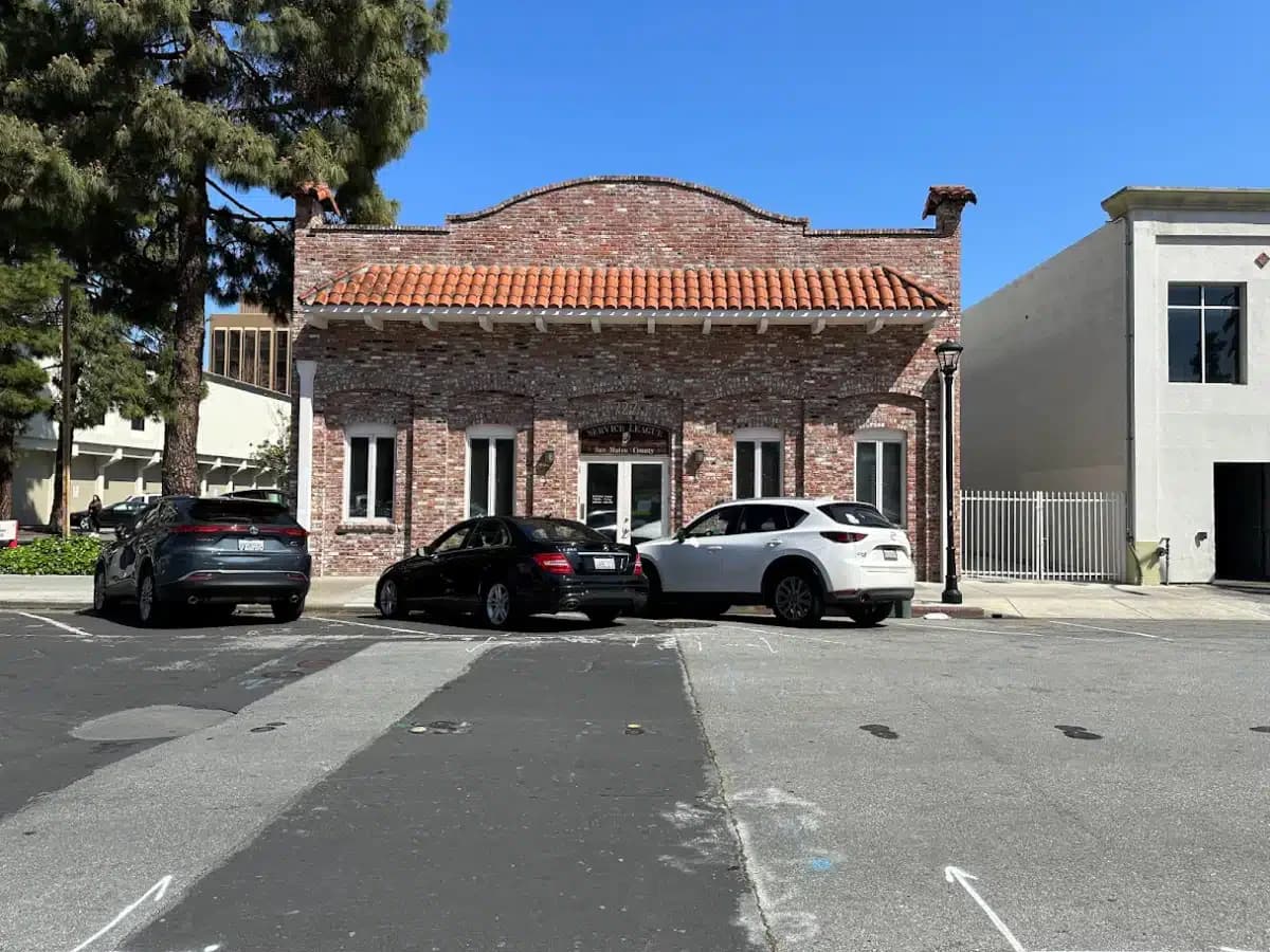 Service League of San Mateo County - Thumbnail 8