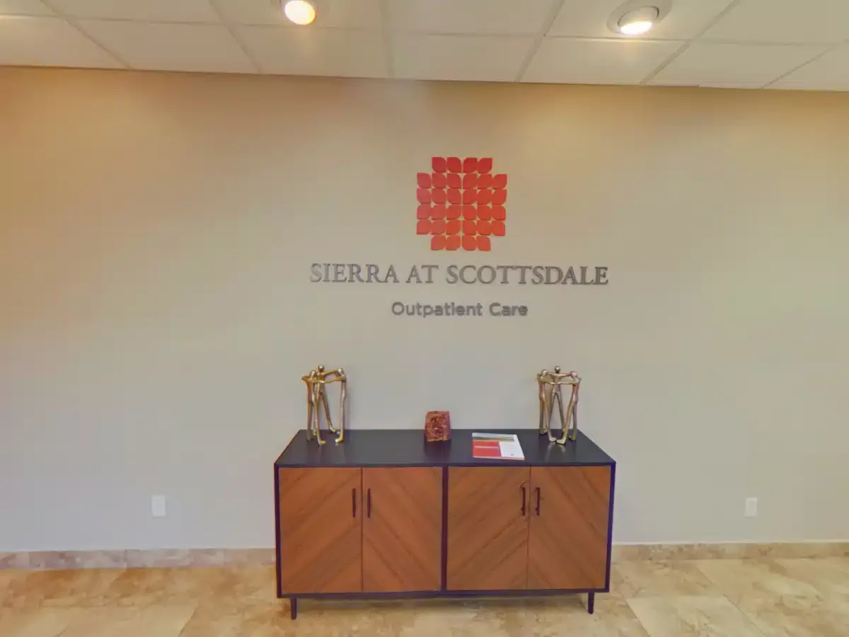 Sierra at Scottsdale - Thumbnail 7